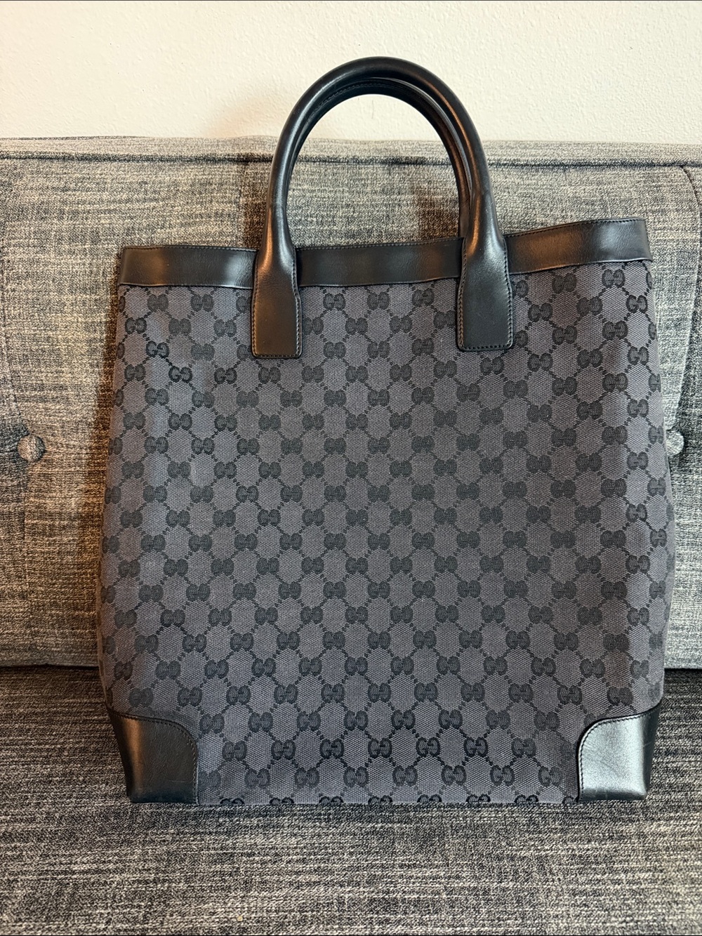 Gucci Black GG Supreme Canvas Tote